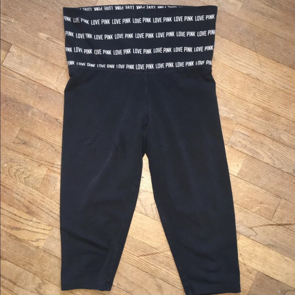 Capri VS PINK yoga leggings